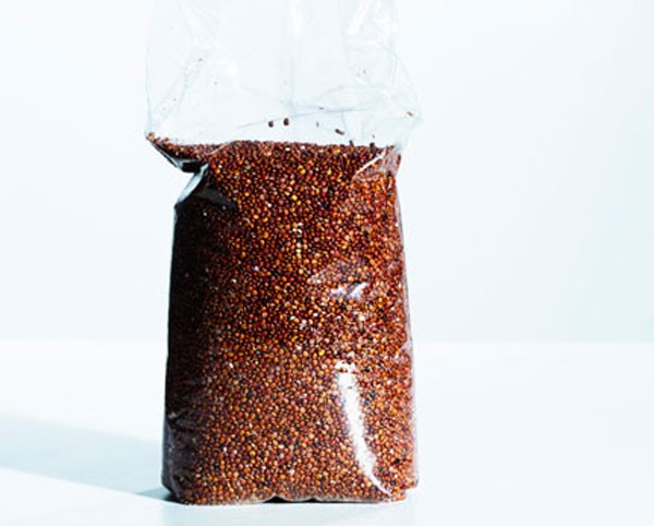 15. Quinoa Hạt Quinoa chứa rất nhiều chất xơ giúp bạn no lâu và giúp hỗ trợ quá trình giảm cân hiệu quả. Đây cũng được coi là siêu thực phẩm giúp tăng cường sức khỏe.